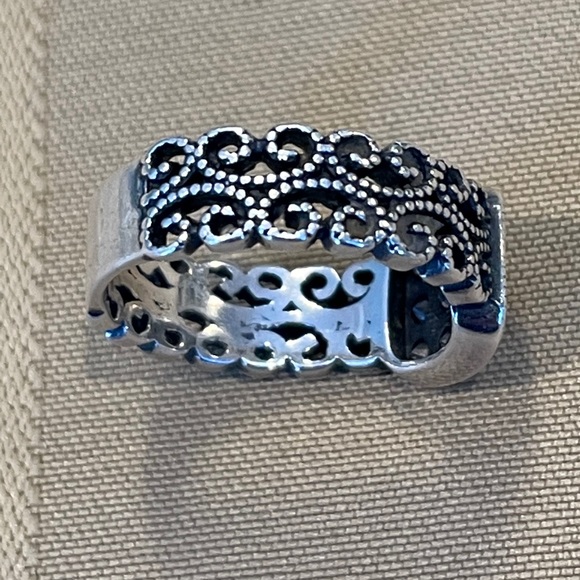 Beautiful antique style sterling silver ring - Picture 6 of 9